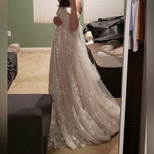 Madi Lane Brielle wedding dress